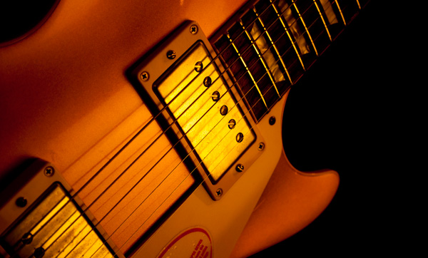 Gibsonギターの8桁シリアルナンバーの見方と製造年代 【1977年～2005年 